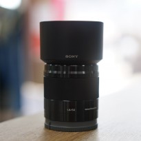 カメラ初心者の方に使ってほしい50mm単焦点レンズ